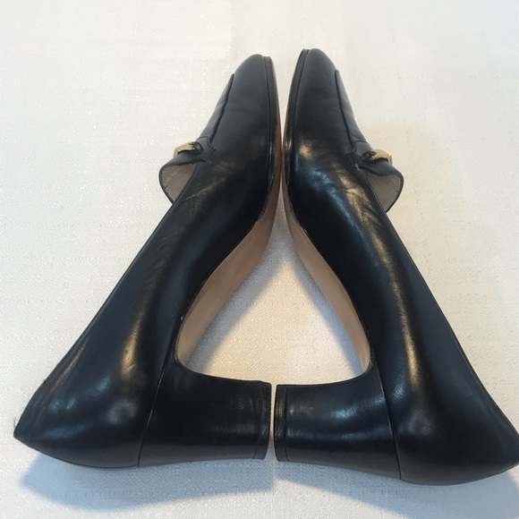 Salvatore Ferragamo leather heel pumps, shoes high end name brand - Picture 6 of 17